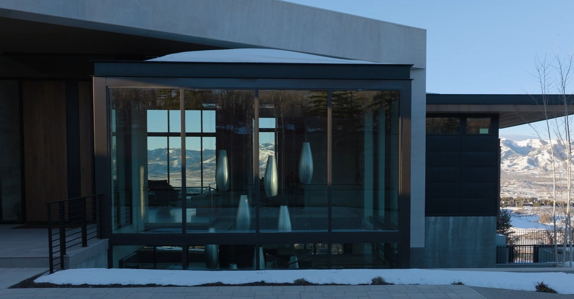Top_10_wellknown_aluminum_alloy_doors_and_windows